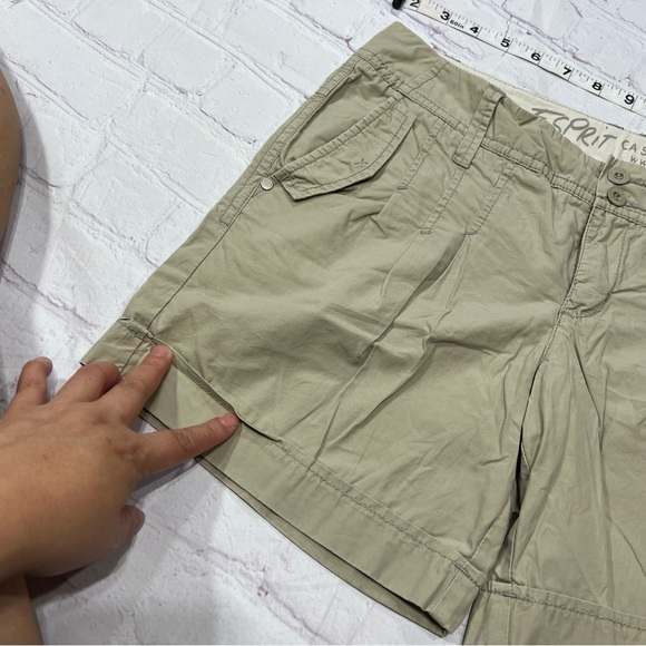 Esprit Women's Tan Shorts flattering pleated fronts vintage 90s size 6 GUC - Picture 5 of 13